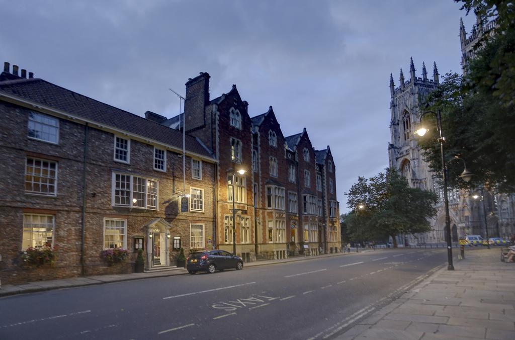 The Dean Court Hotel York Eksteriør billede